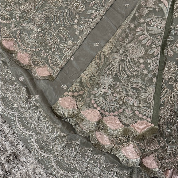 Pakistani designer outfit - Picture 15 of 15